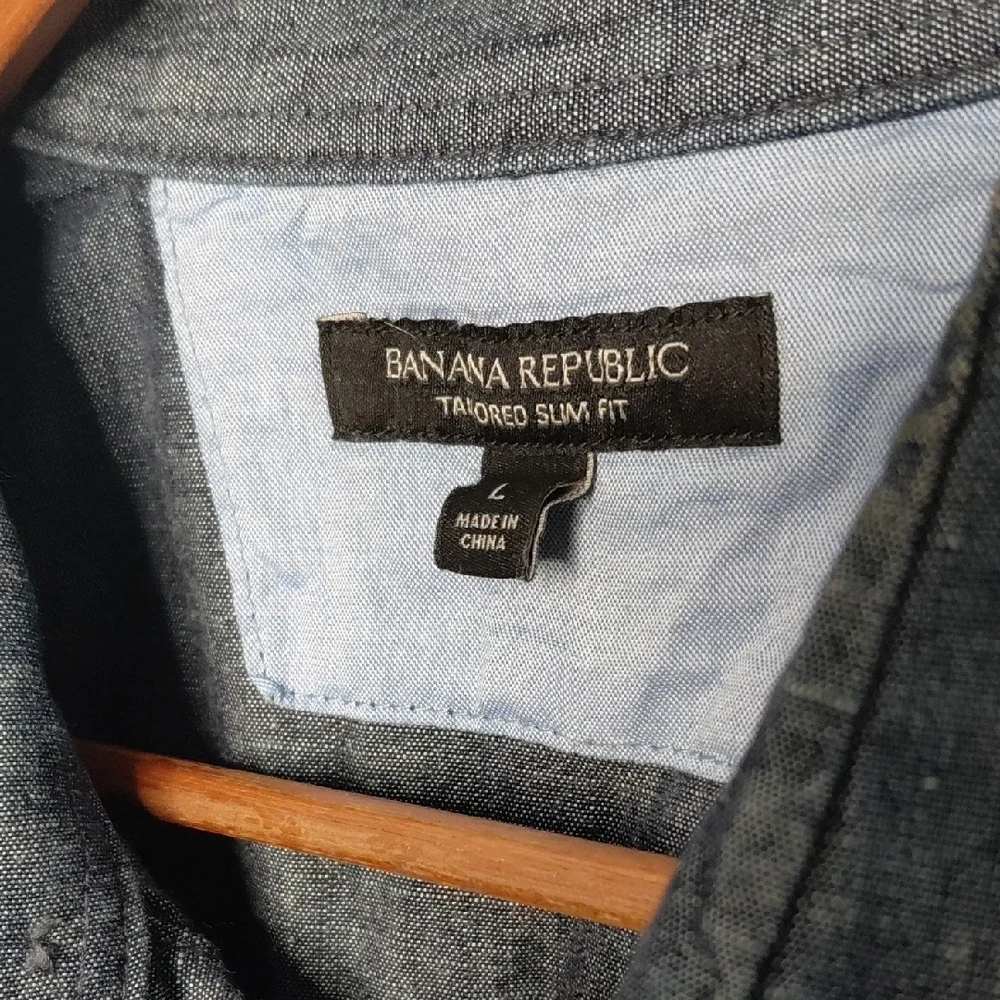 Banana Republic Blue Casual Button Down Shirt